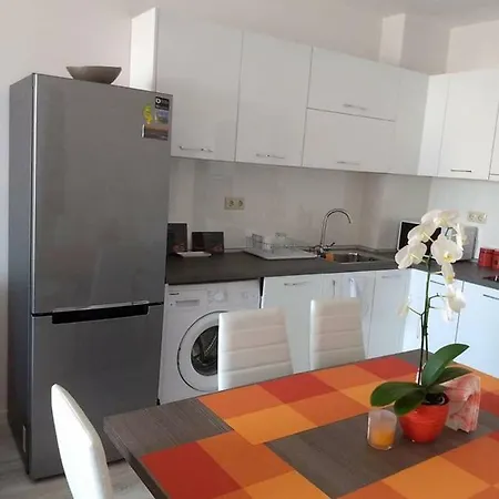 Princess Palace Apartment, La Mer