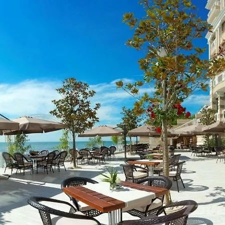 Princess Palace Apartment, La Mer Золотые Пески